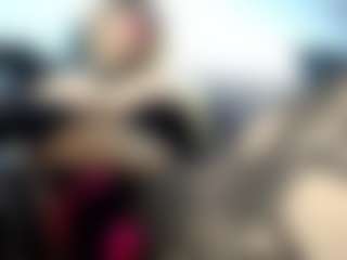 Live cam show with laura-fit - Mexican on TeamSkeetLive | colombia