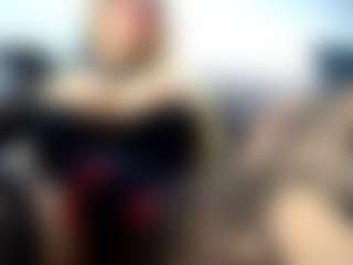Live cam show with laura-fit - Flat Chested on Camsoda