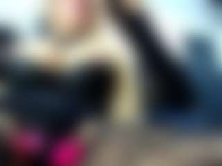 Live cam show with laura-fit - Dominican on nudelive.tv