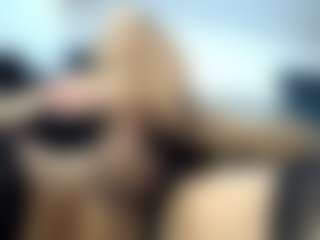 Live cam show with laura-fit - Cumshot on Camversity