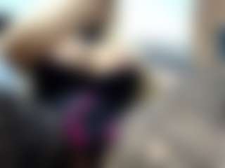 Live cam show with laura-fit - Latina on TeamSkeetLive | colombia