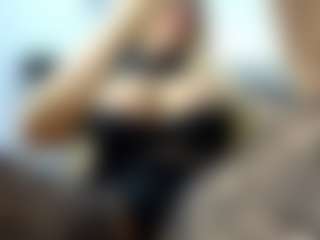 laura-fit's Live Sex Cam Show