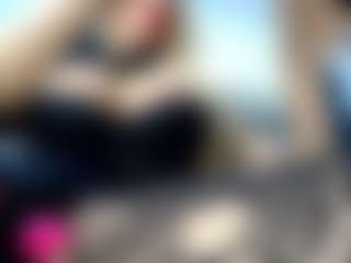 Live cam show with laura-fit - Blonde Hair on iamadamtest123.com