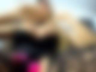 Live cam show with laura-fit - Dirty Talk on SxyPornLive