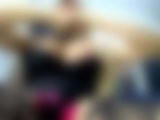 Live cam show with laura-fit - Big Cock on Latina Girls