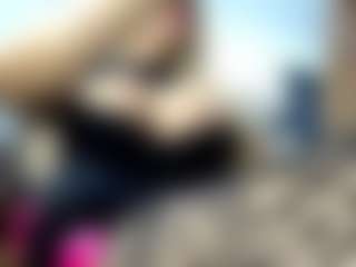Live cam show with laura-fit - Huge Tits on luckytryst.com