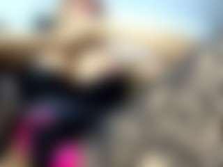 Live cam show with laura-fit - Hazel Eyes on milfzrlive.com