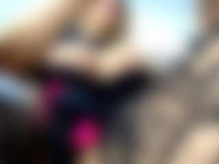 Live cam show with laura-fit - Smoking on Pornisteam.com
