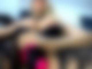Live cam show with laura-fit - Irish on Pornisteam.com