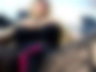 Live cam show with laura-fit - Indian on Camsoda | colombia