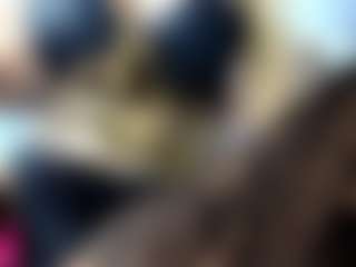 Live cam show with laura-fit - Fake Tits on xplaylive.com