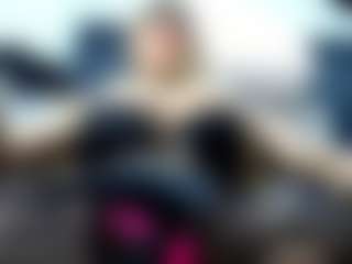 Live cam show with laura-fit - Smoking on TeamSkeetLive