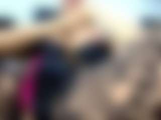 Live cam show with laura-fit - Gape on Gym Cam Girls