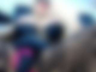 Live cam show with laura-fit - Chinese on madthumbs | colombia