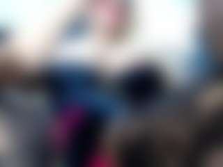 laura-fit's Live Sex Cam Show