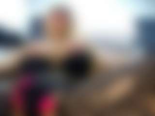 Live cam show with laura-fit - Cumshot on madthumbs