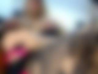 laura-fit's Live Sex Cam Show