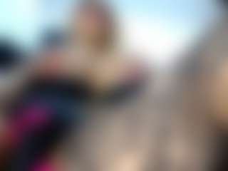 Live cam show with laura-fit - Latina on Camsoda | colombia