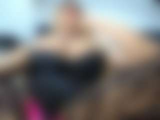 Live cam show with laura-fit - Bbc on Milfs Live