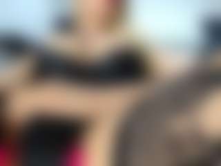 laura-fit's Live Sex Cam Show