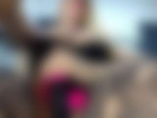 Live cam show with laura-fit - Latina on Camsoda | colombia