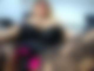 Live cam show with laura-fit - Big Balls on x69.live