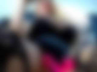 laura-fit's Live Sex Cam Show