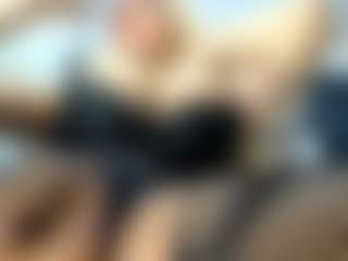 laura-fit's Live Sex Cam Show