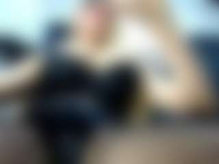 Live cam show with laura-fit - Genital Piercings on Strip Flash - Live Sex Shows