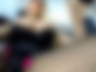 Live cam show with laura-fit - Gray Eyes on Milfs Live