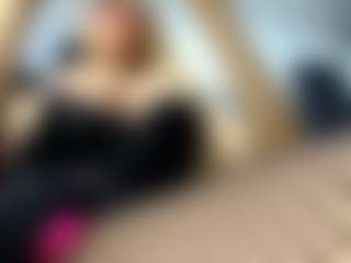 Live cam show with laura-fit - Bbc on Camsoda