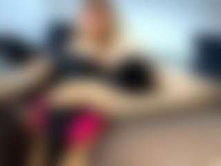 Live cam show with laura-fit - Tattoos on Camsoda