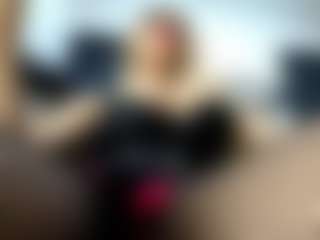 Live cam show with laura-fit - Dirty Talk on Camsoda