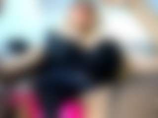 Live cam show with laura-fit - Dominican on UwU Esports