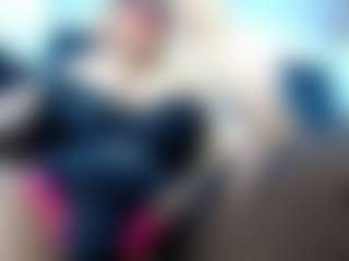 laura-fit's Live Sex Cam Show