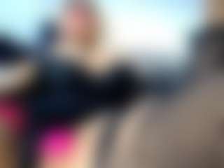 Live cam show with laura-fit - Blonde Hair on Cam Slut