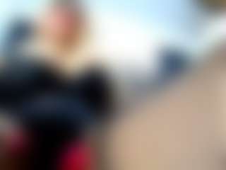 Live cam show with laura-fit - Flat Chested on Soda Cam