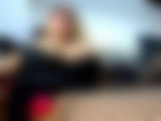 Live cam show with laura-fit - Dirty Talk on Camsoda