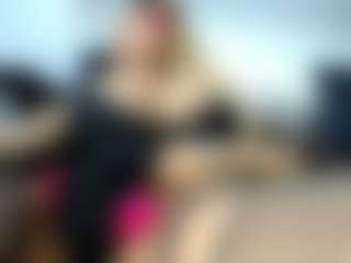 Live cam show with laura-fit - Brown Eyes on Fling VIP Chat