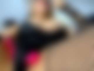 Live cam show with laura-fit - Big Cock on TeamSkeetLive