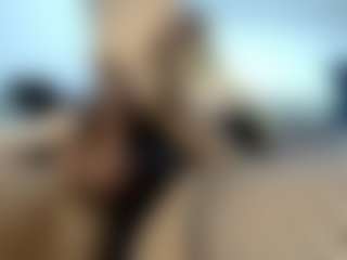 Live cam show with laura-fit - Implants on Camversity