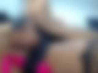 laura-fit's Live Sex Cam Show