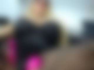 Live cam show with laura-fit - Biracial on CamClone