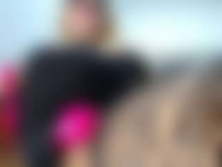 Live cam show with laura-fit - Cumshot on SinfulBabes