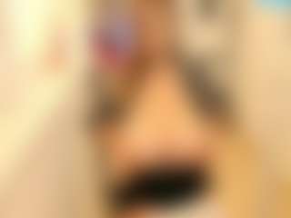 Mya's Live Sex Cam Show