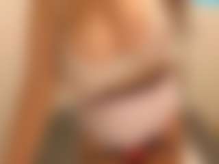 Mya's Live Sex Cam Show