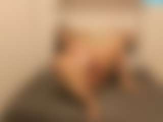 Live cam show with Mya - Big Tits Brown Hair on Milfs Live
