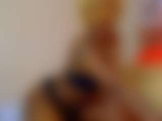 Live cam show with Novavibe - Double Penetration on StripNow
