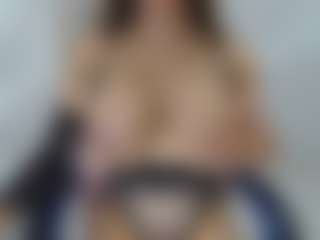 Live cam show with paulinabigcock - Tease on liverealitysex.com