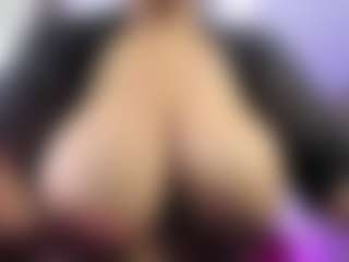 Live cam show with xelenagomez2026 - Tittyfuck on Camsoda